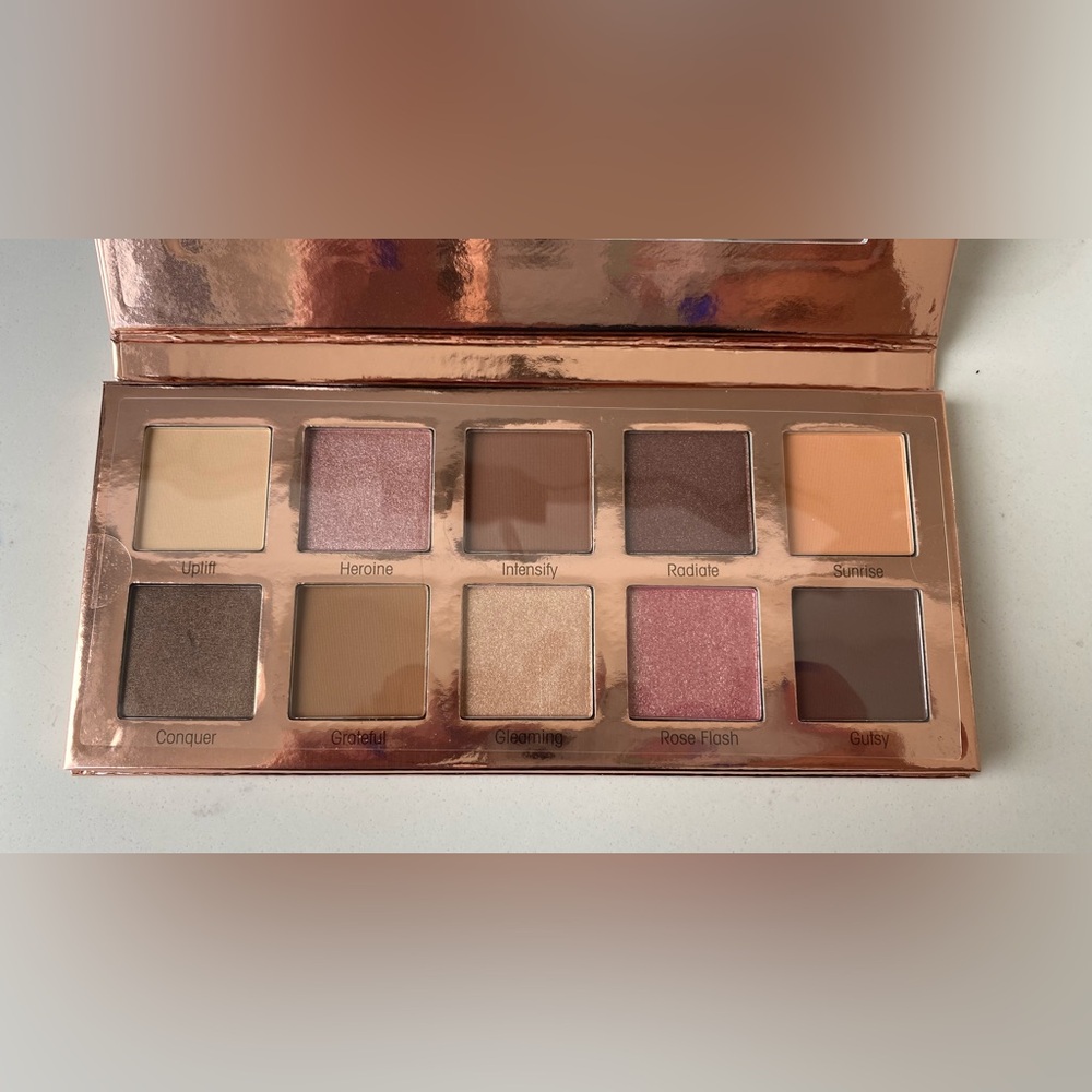 Eyeshadow palette Mally Beauty palettes